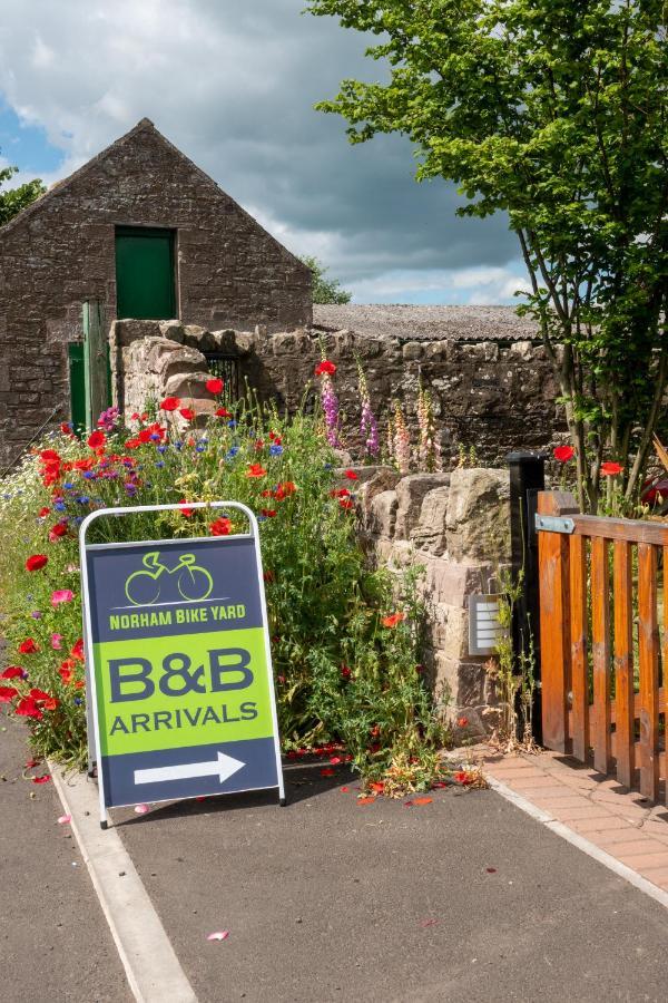 Bed and Breakfast Norham Bike Yard Экстерьер фото